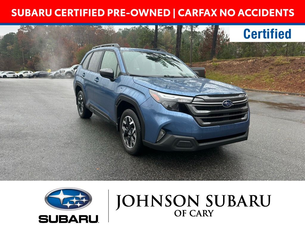 2025 Subaru Forester Premium's photo