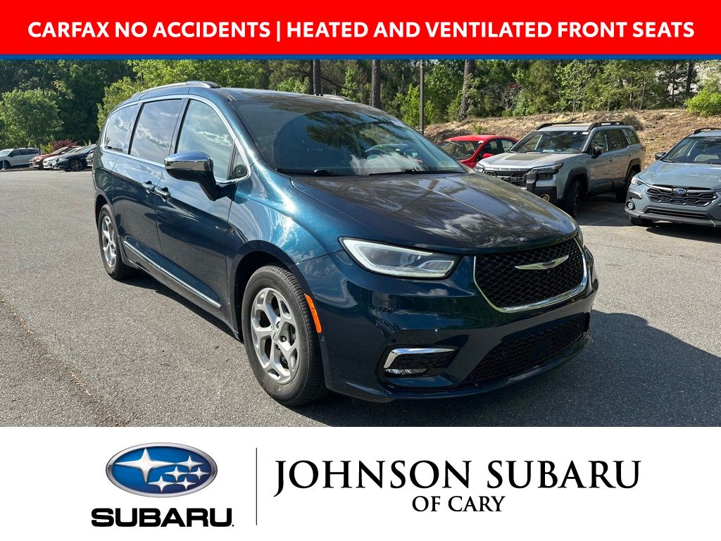 2022 Chrysler Pacifica Limited's photo