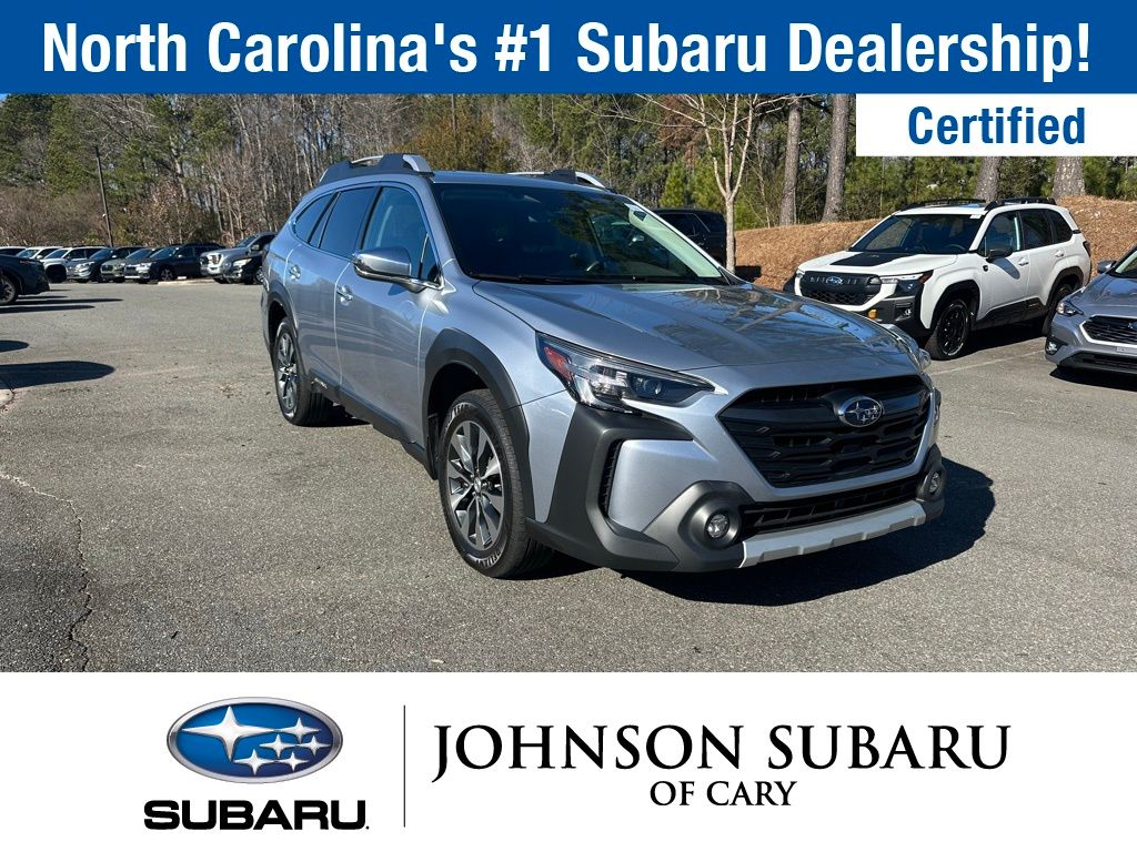 2023 Subaru Outback Touring's photo