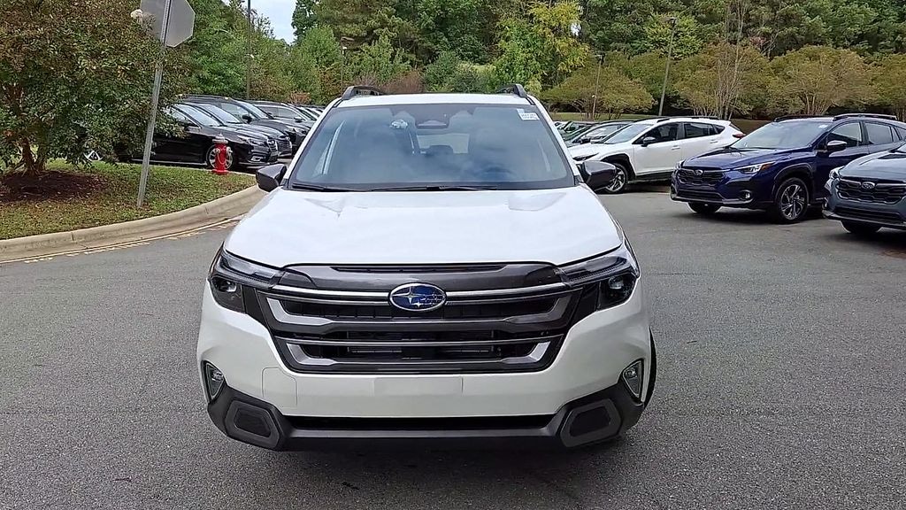 New 2025 Subaru Forester Hybrid Limited SUV