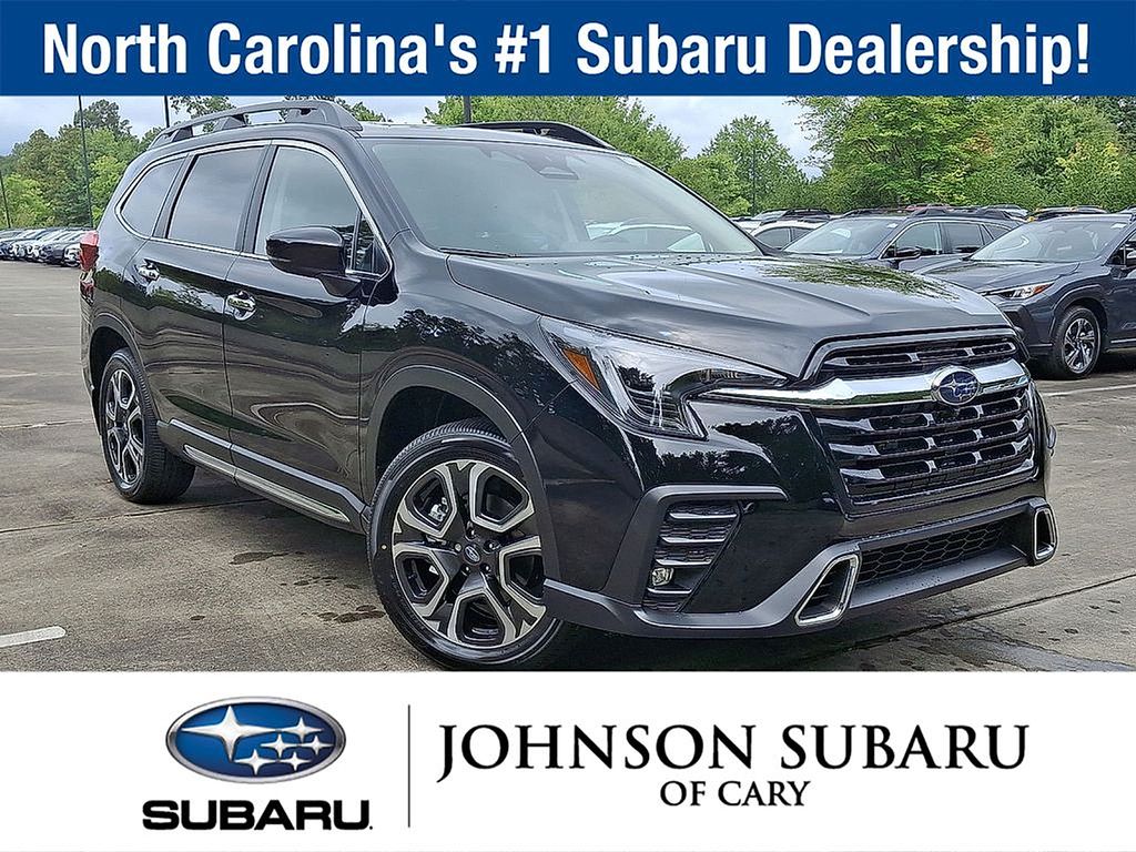 2025 Subaru Ascent Touring's photo
