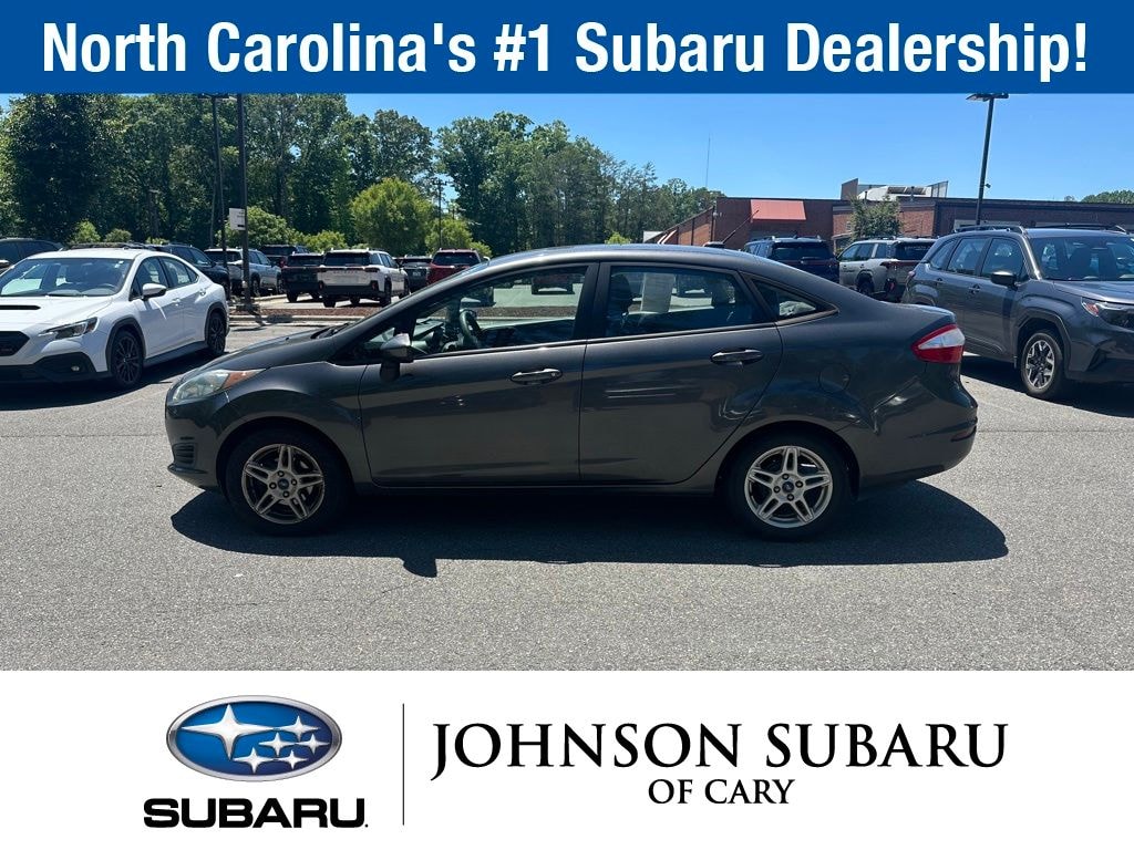 Used 2017 Ford Fiesta SE Sedan