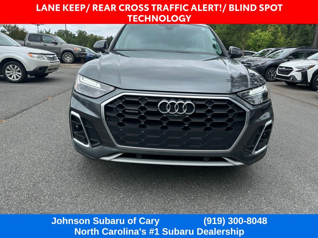 2022 Audi Q5 45 S line Premium Plus photo 2