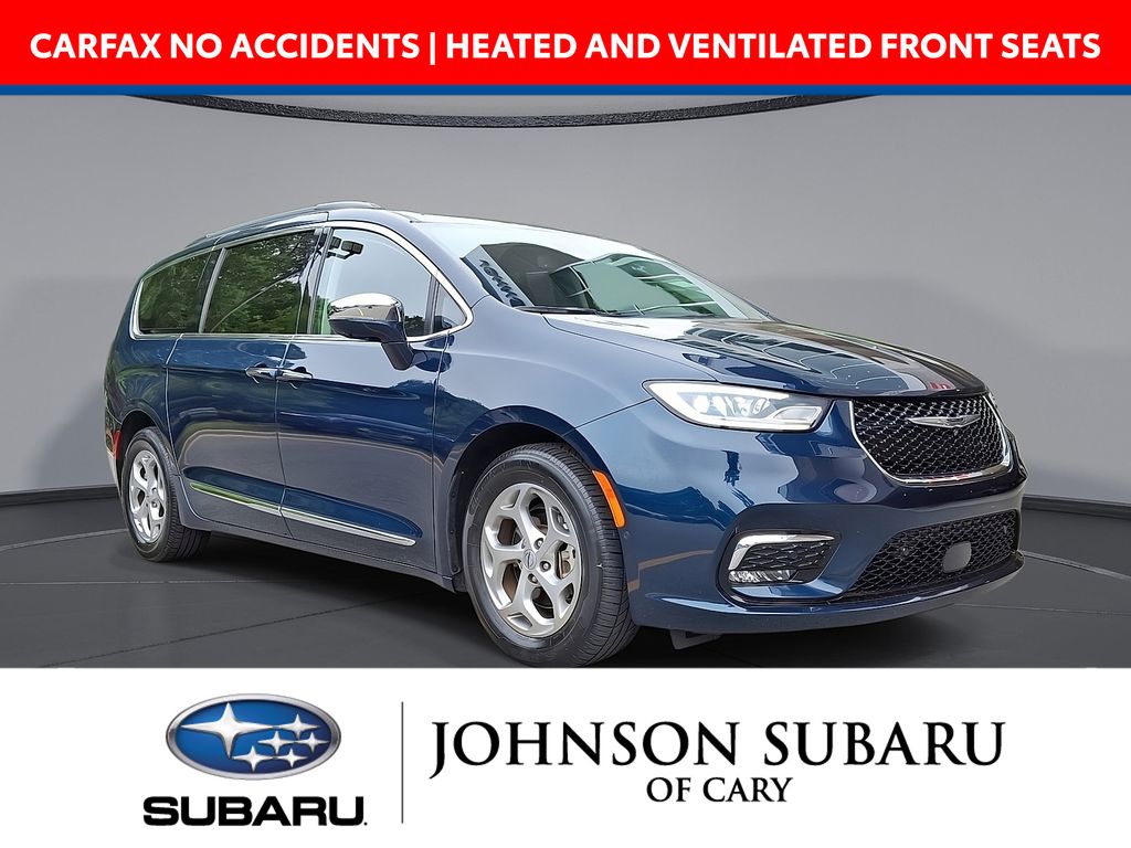 2022 Chrysler Pacifica Limited's photo