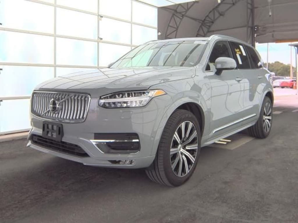 Certified 2025 Volvo XC90 B6 Plus 7-Seater SUV