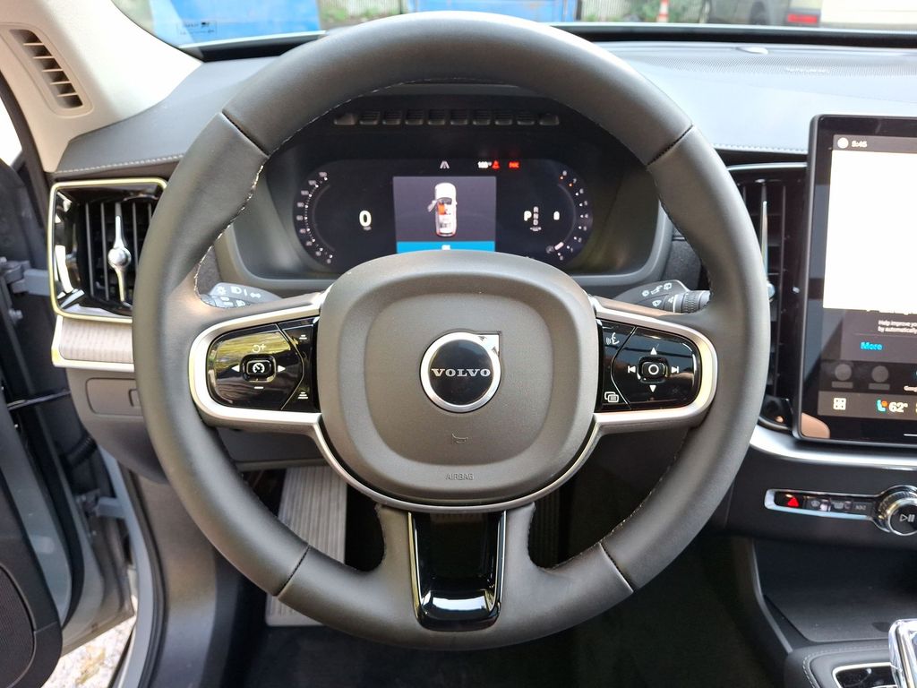 2026 Volvo XC90 Ultra - Photo 9