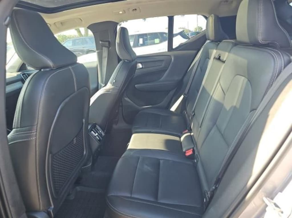 Used 2026 Volvo XC40 B5 Plus SUV