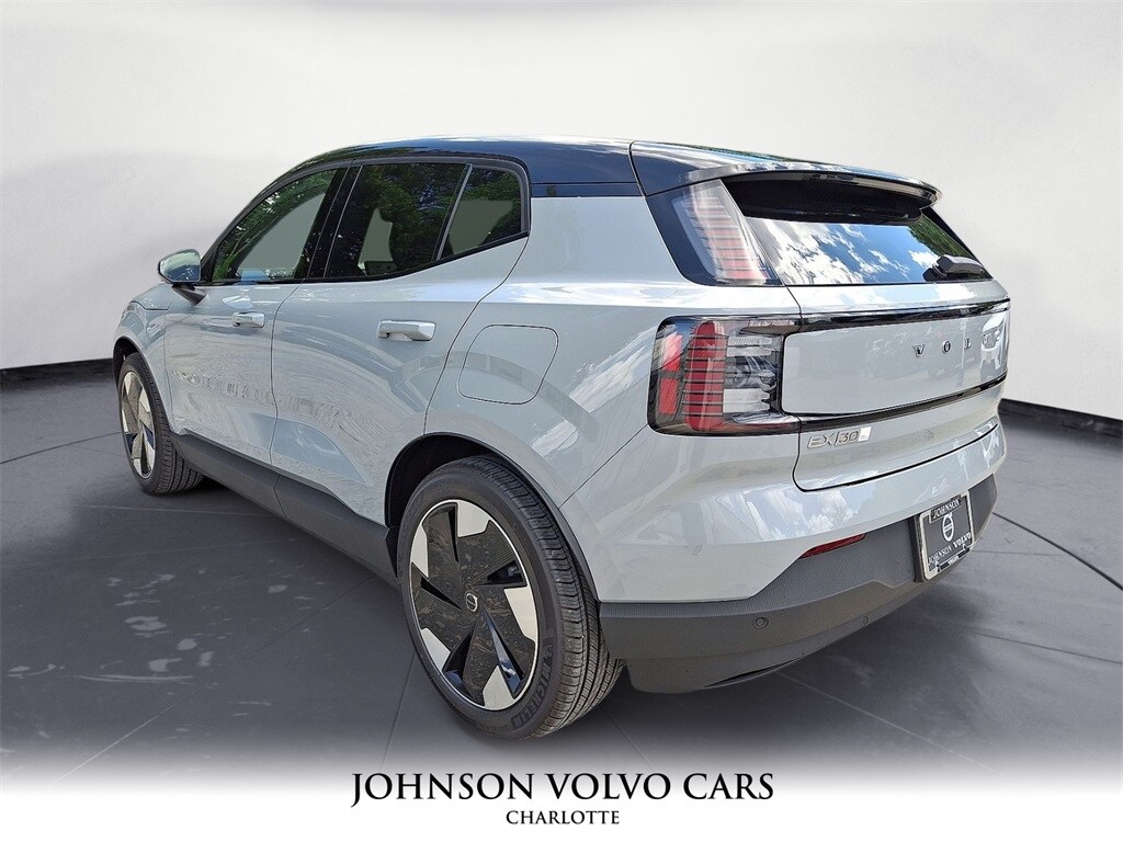 2025 Volvo EX30 Plus - Photo 11