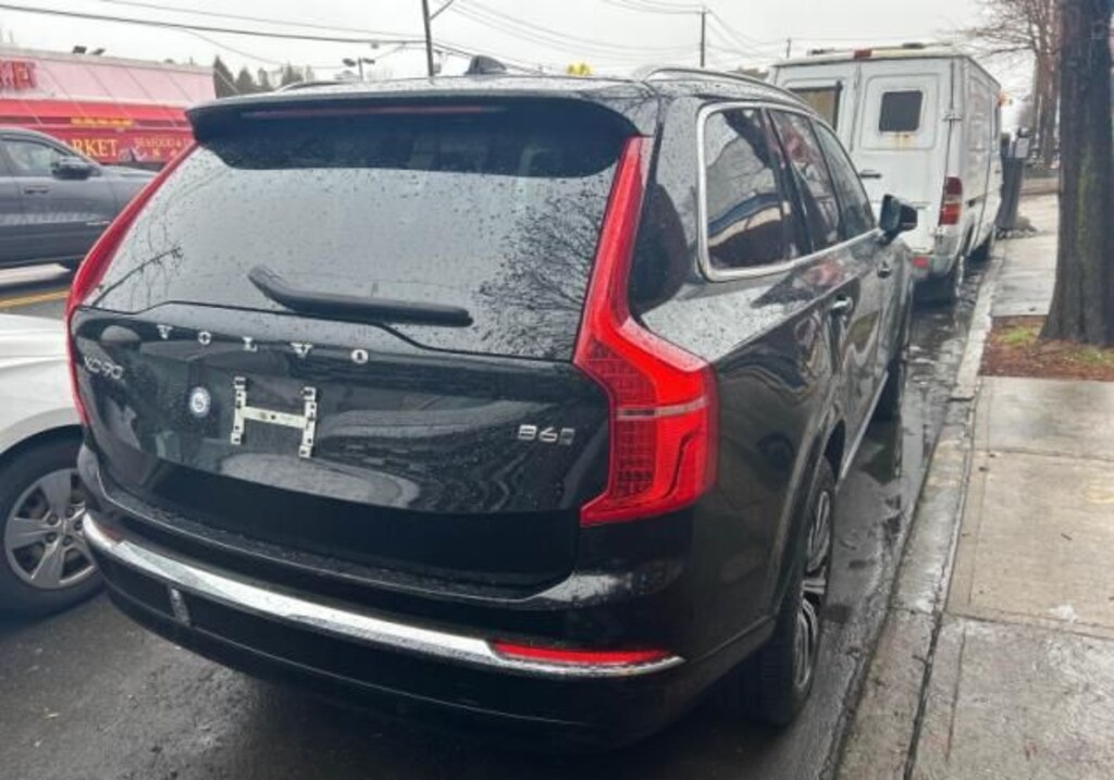 Used 2023 Volvo XC90 B6 AWD Plus 7-Seater SUV