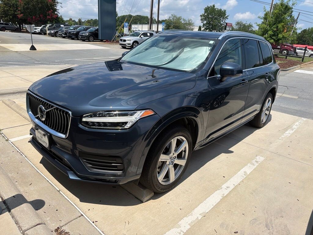 Used 2020 Volvo XC90 T6 Momentum 7 Passenger SUV