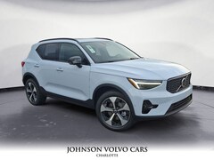 2026 Volvo XC40 B5 Plus AWD SUV