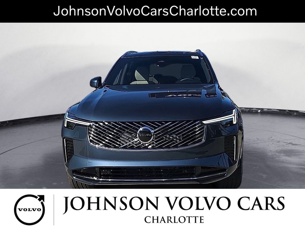 New 2026 Volvo XC90 B6 Core SUV