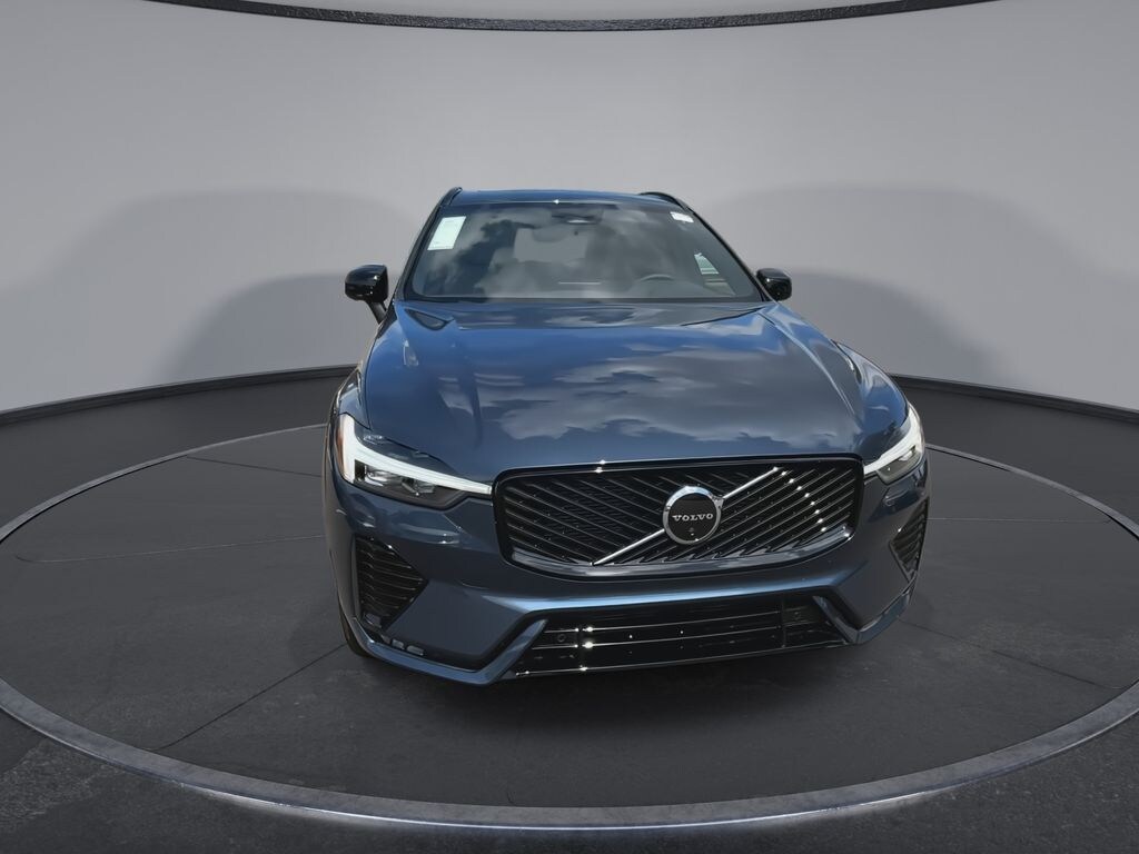 New 2026 Volvo XC60 B5 Plus SUV