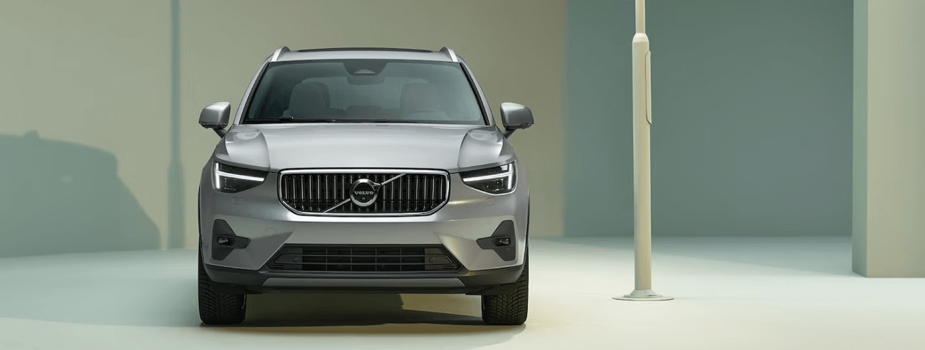 Xc40 on sale release date