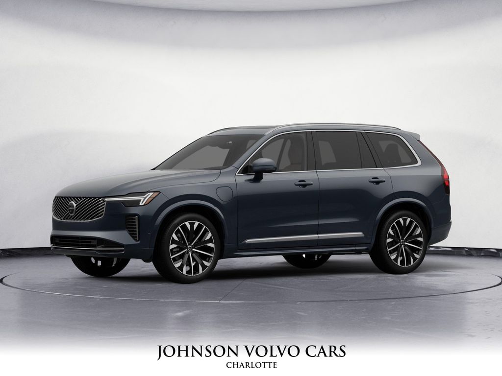 2026 Volvo XC90 Plus's photo