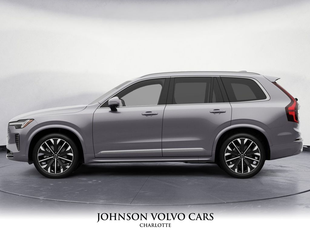 2026 Volvo XC90 B5 Core photo 3
