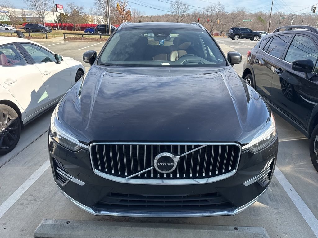 Used 2022 Volvo XC60 Recharge Plug-In Hybrid T8 Inscription Expression Extended Range SUV