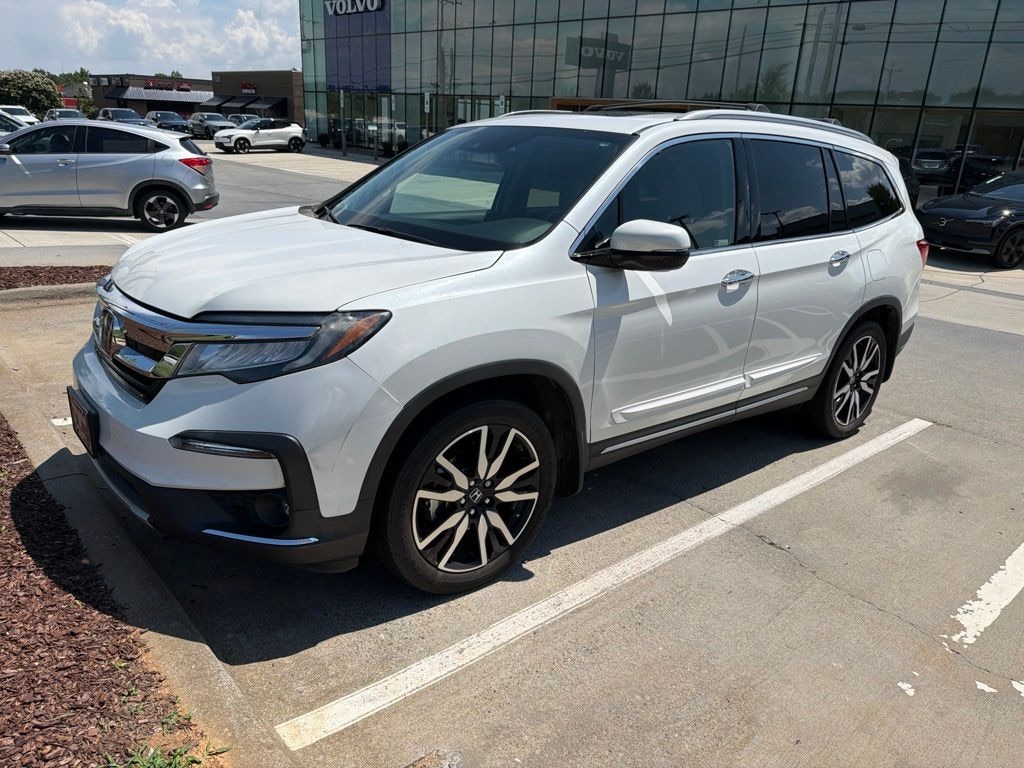Used 2020 Honda Pilot Touring 8 Passenger FWD SUV