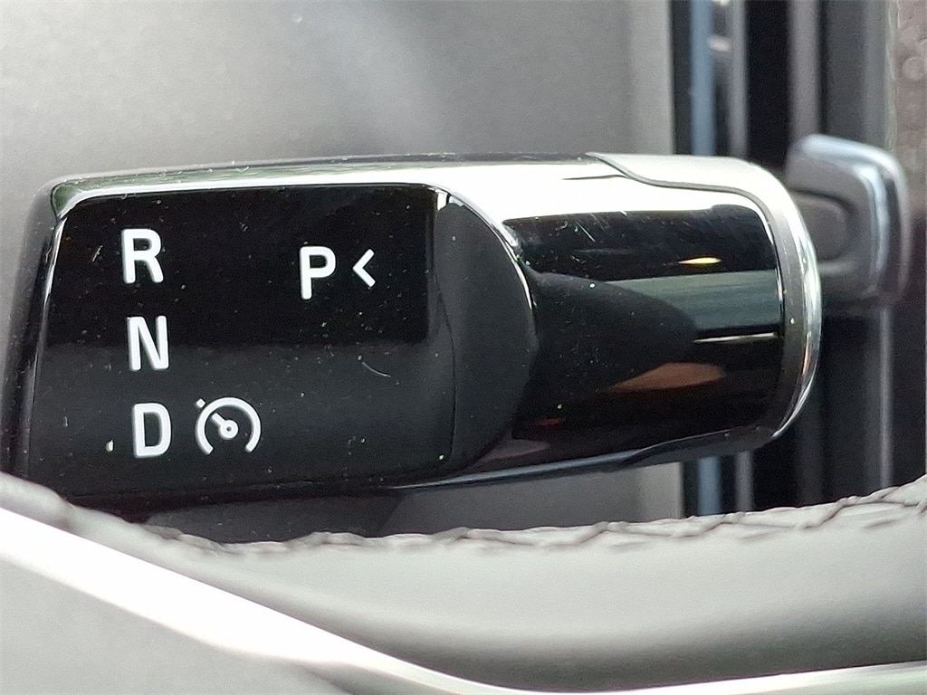 2025 Volvo EX30 Plus - Photo 15