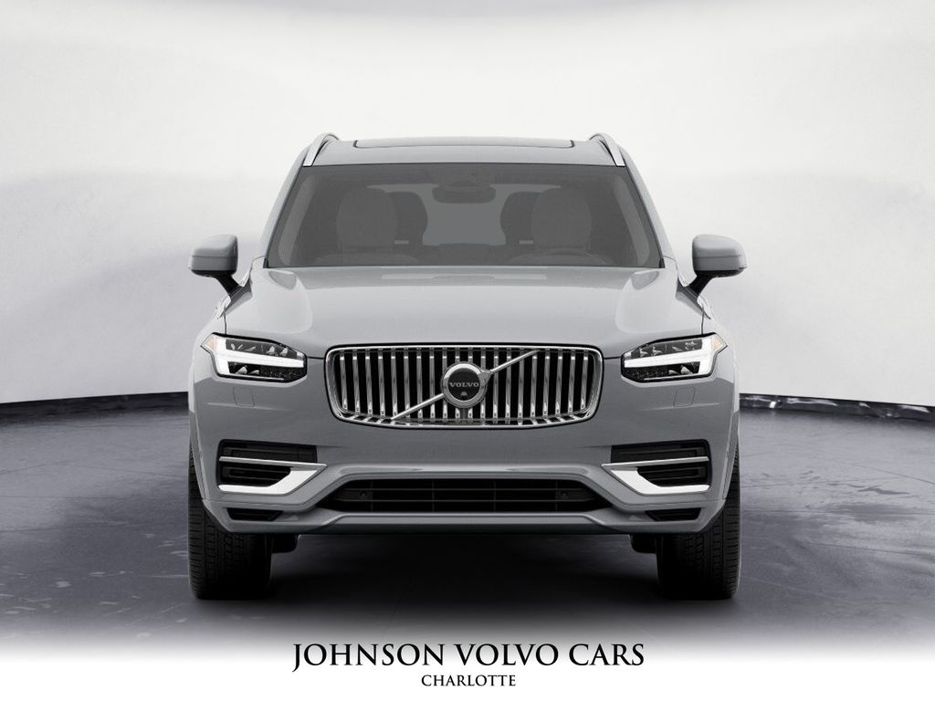 2025 Volvo XC90 T8 photo 2