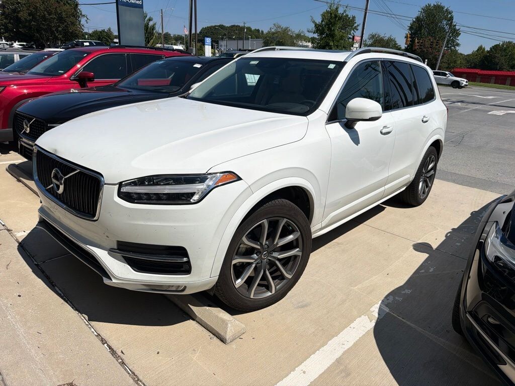 Used 2019 Volvo XC90 T5 Momentum SUV