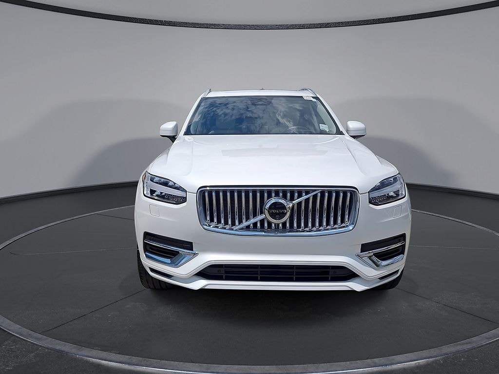 Certified 2025 Volvo XC90 plug-in hybrid T8 Ultra 7-Seater SUV