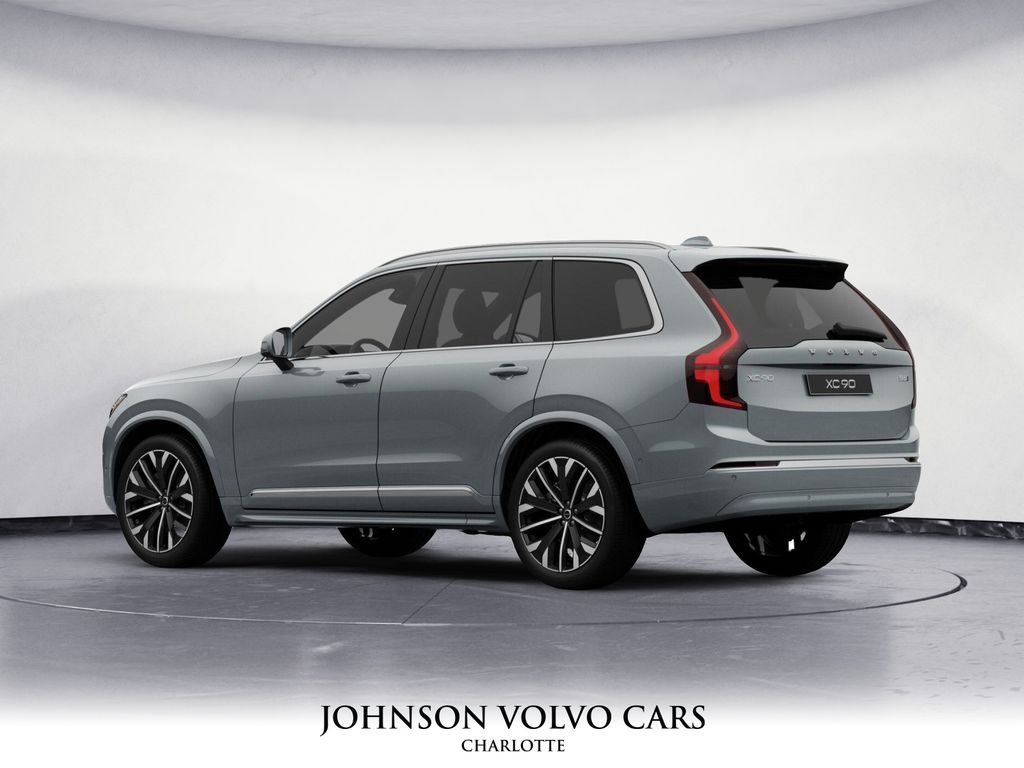 2026 Volvo XC90 Plus photo 4