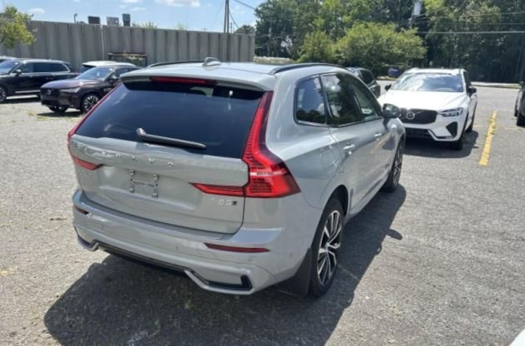 Used 2024 Volvo XC60 B5 Plus Dark SUV