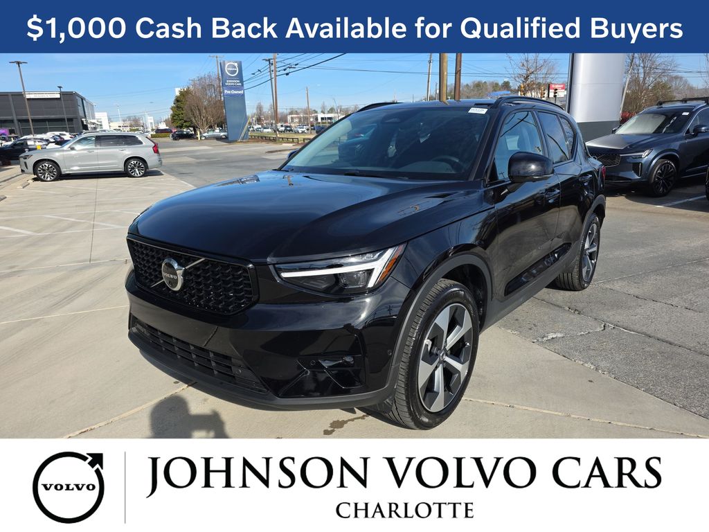 2026 Volvo XC40