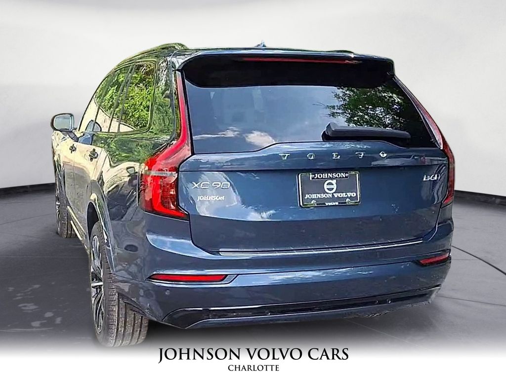 2026 Volvo XC90 photo 3