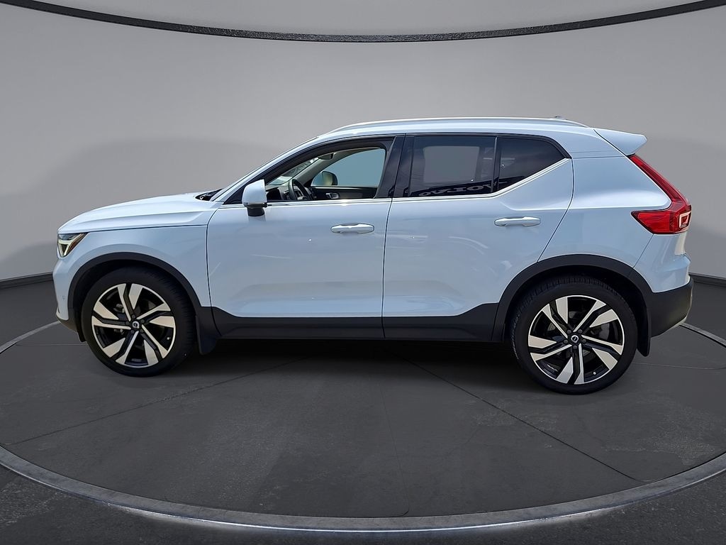 Certified 2024 Volvo XC40 B5 Plus Bright SUV