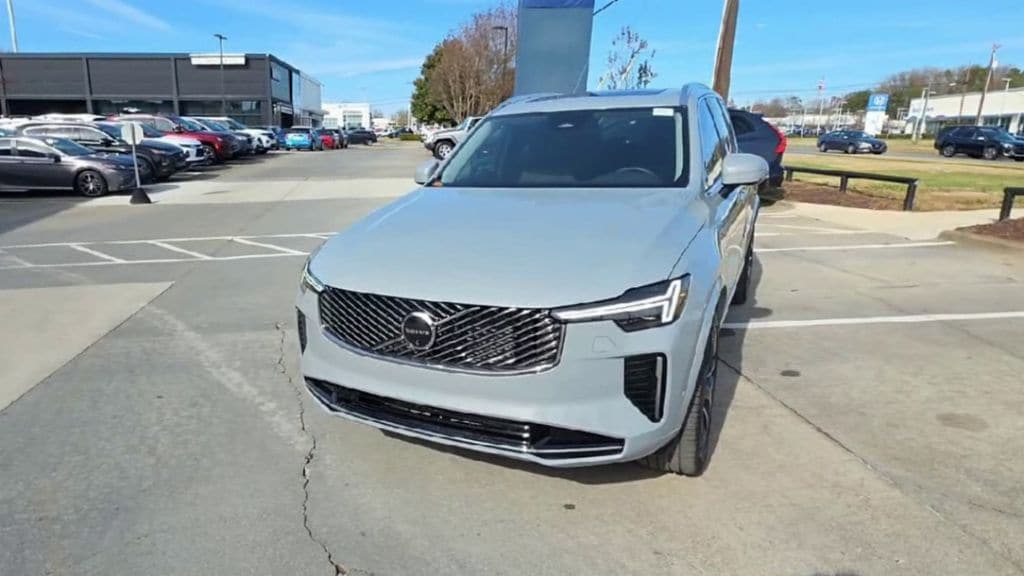 New 2026 Volvo XC90 plug-in hybrid T8 Plus 7-Seater SUV