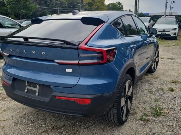 2023 Volvo C40 Recharge Ultimate photo 2