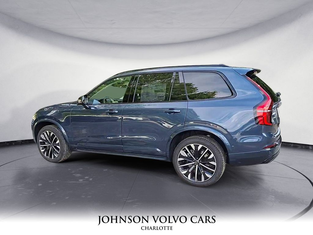 2026 Volvo XC90 photo 2