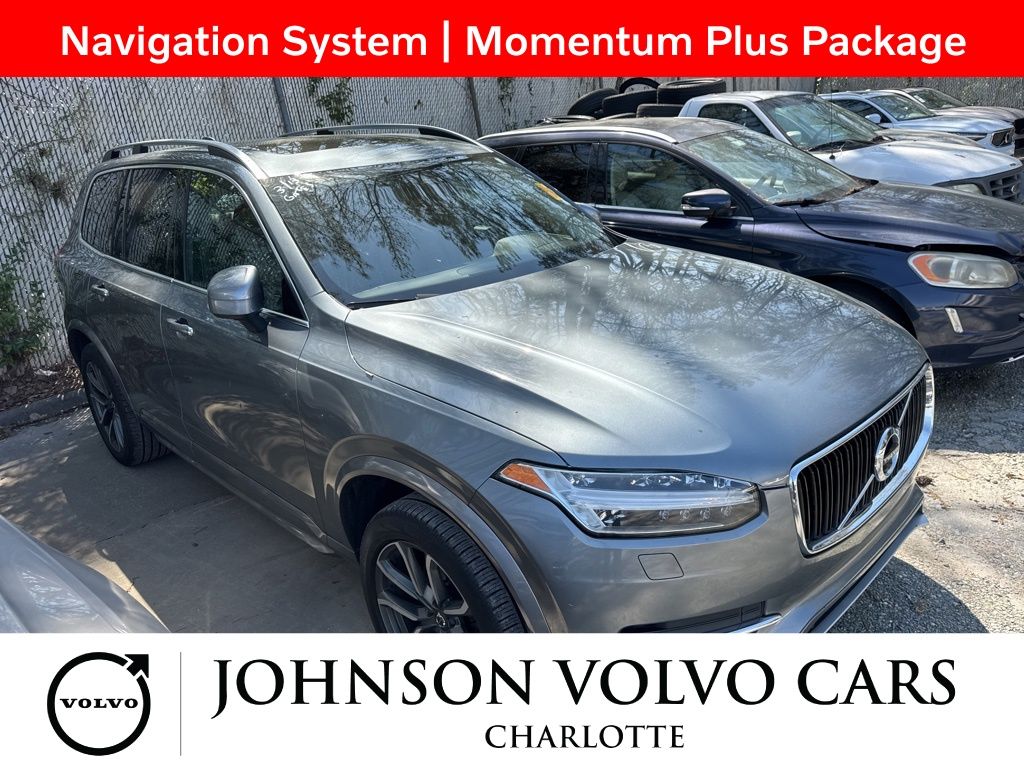 2018 Volvo XC90 Momentum