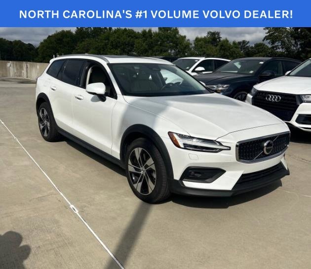 2026 Volvo V60 Cross Country