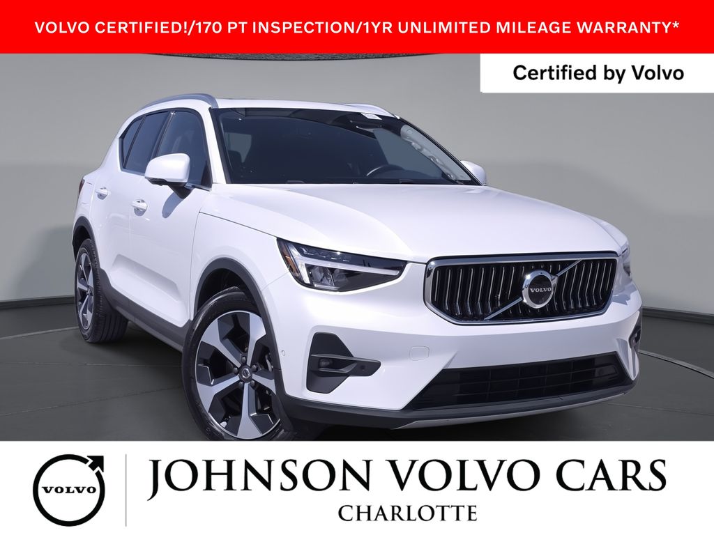 2025 Volvo XC40 B5 Plus Bright AWD's photo