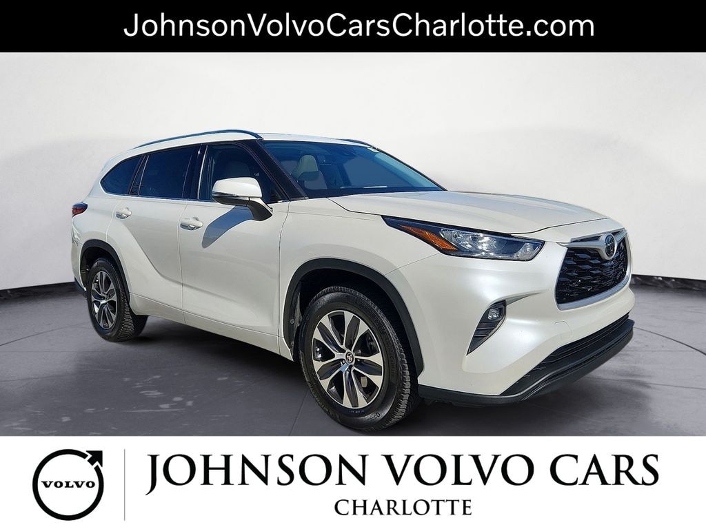 Used 2020 Toyota Highlander XLE SUV