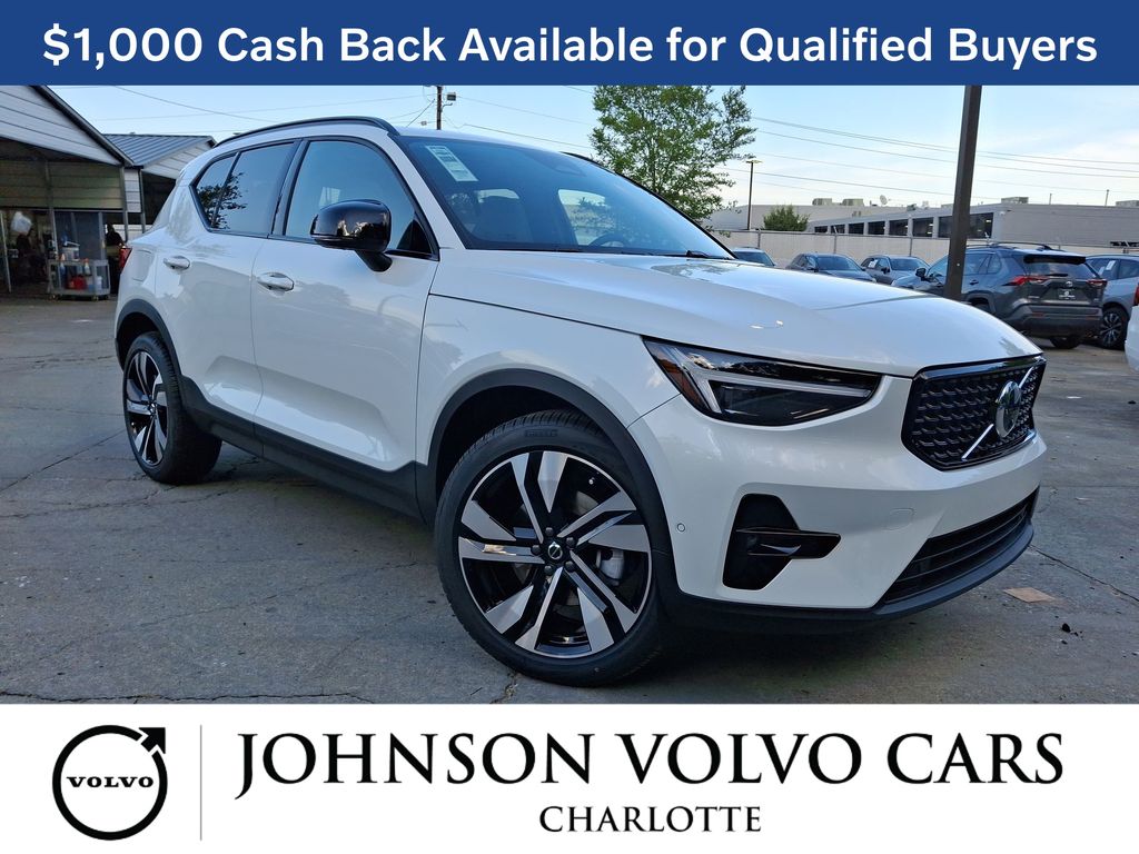 2026 Volvo XC40