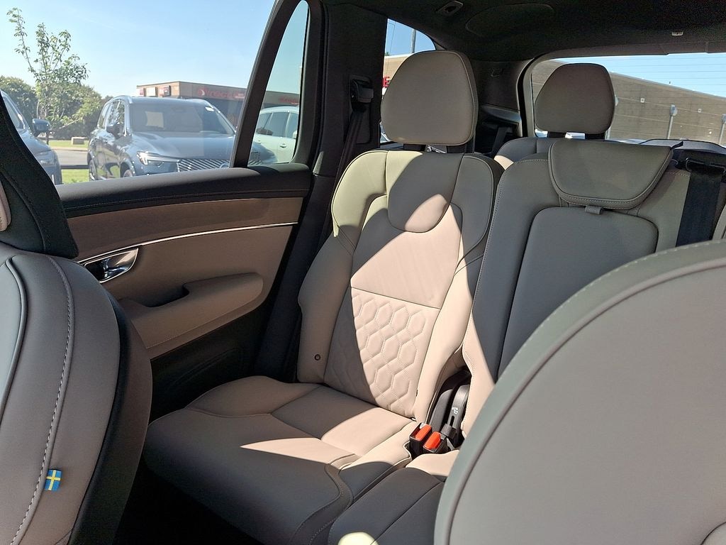 New 2026 Volvo XC90 plug-in hybrid T8 Plus 7-Seater SUV