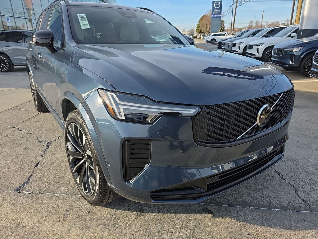 New 2026 Volvo XC90 B6 Ultra Dark Theme 7-Seater SUV