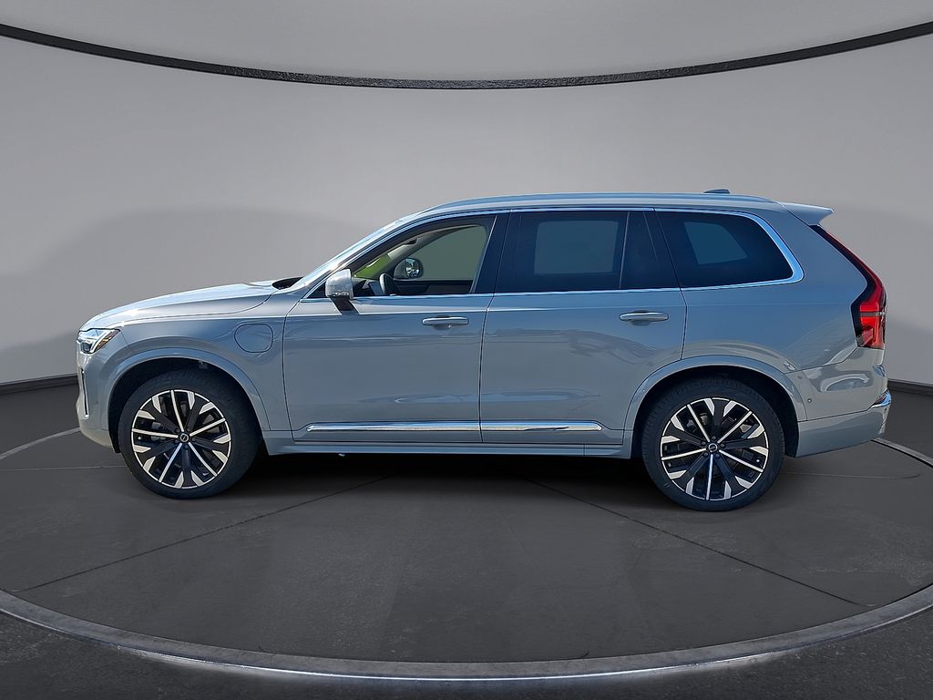 2026 Volvo XC90 Plus - Photo 9
