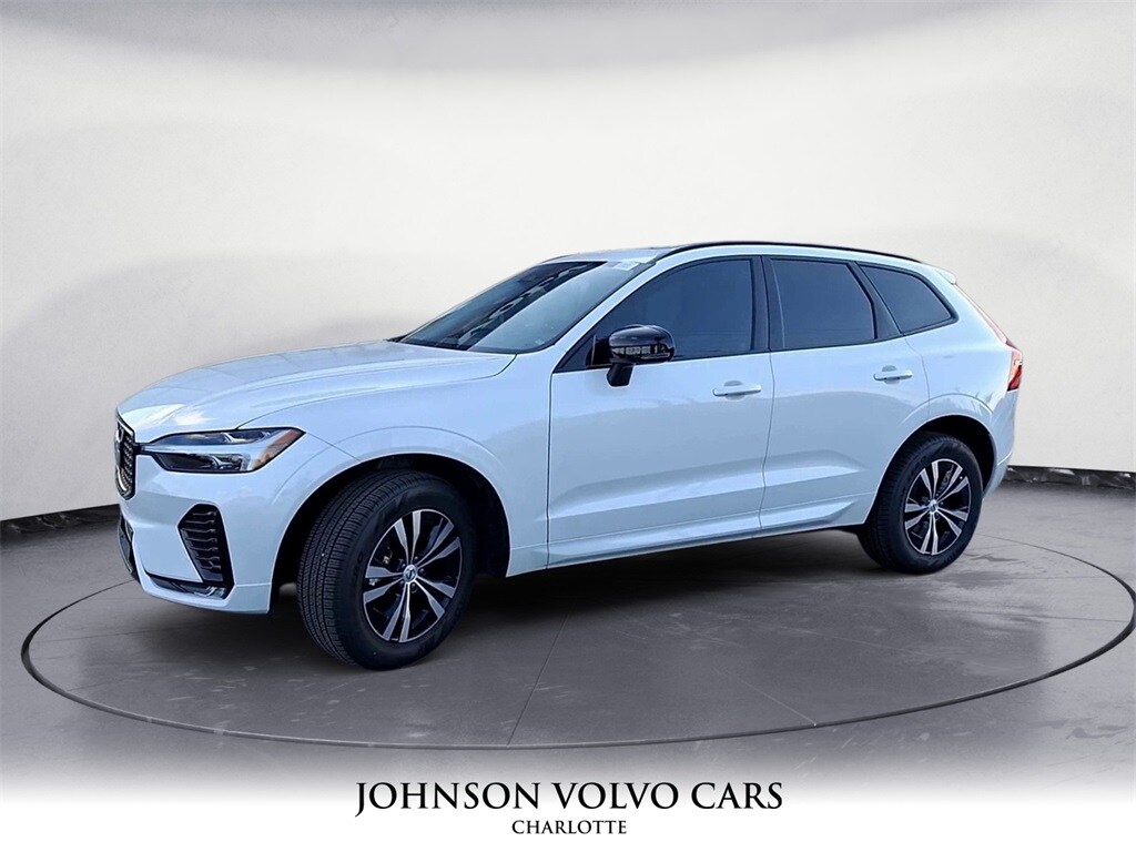 2025 Volvo XC60 B5 Core photo 4