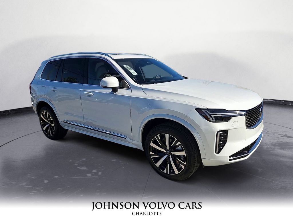 New 2026 Volvo XC90 B5 Core SUV