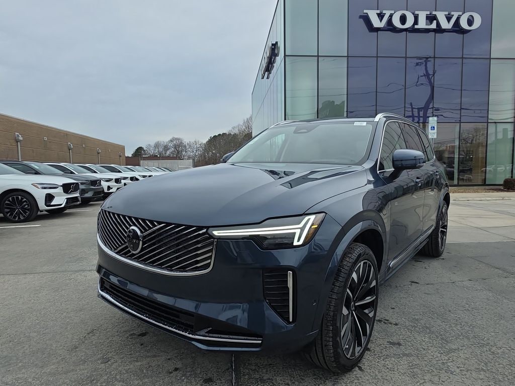 New 2026 Volvo XC90 plug-in hybrid T8 Ultra 7-Seater SUV