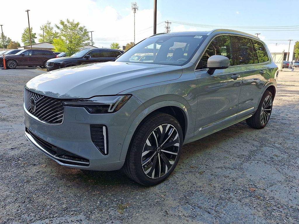 2026 Volvo XC90 Ultra - Photo 10