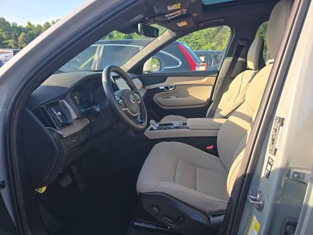 Certified 2026 Volvo XC90 B6 Plus 7-Seater SUV