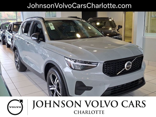 2026 Volvo XC40 B5 Core AWD SUV