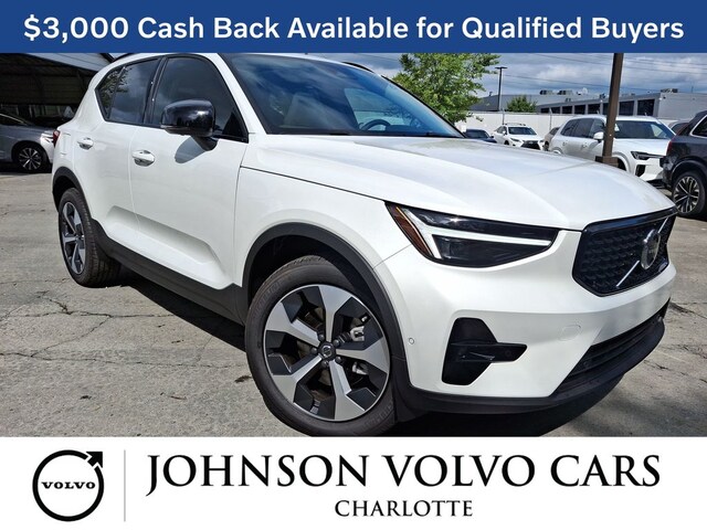 2026 Volvo XC40 B5 Plus AWD SUV