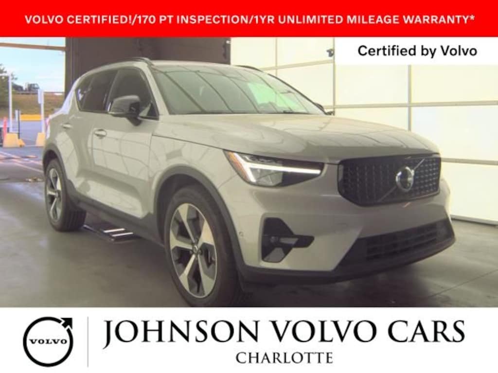 Used 2025 Volvo XC40 B5 Plus Dark Theme SUV